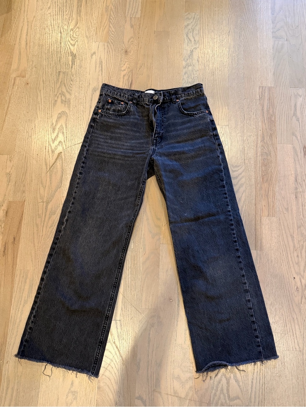 Zara Black Wide-Leg Jeans
